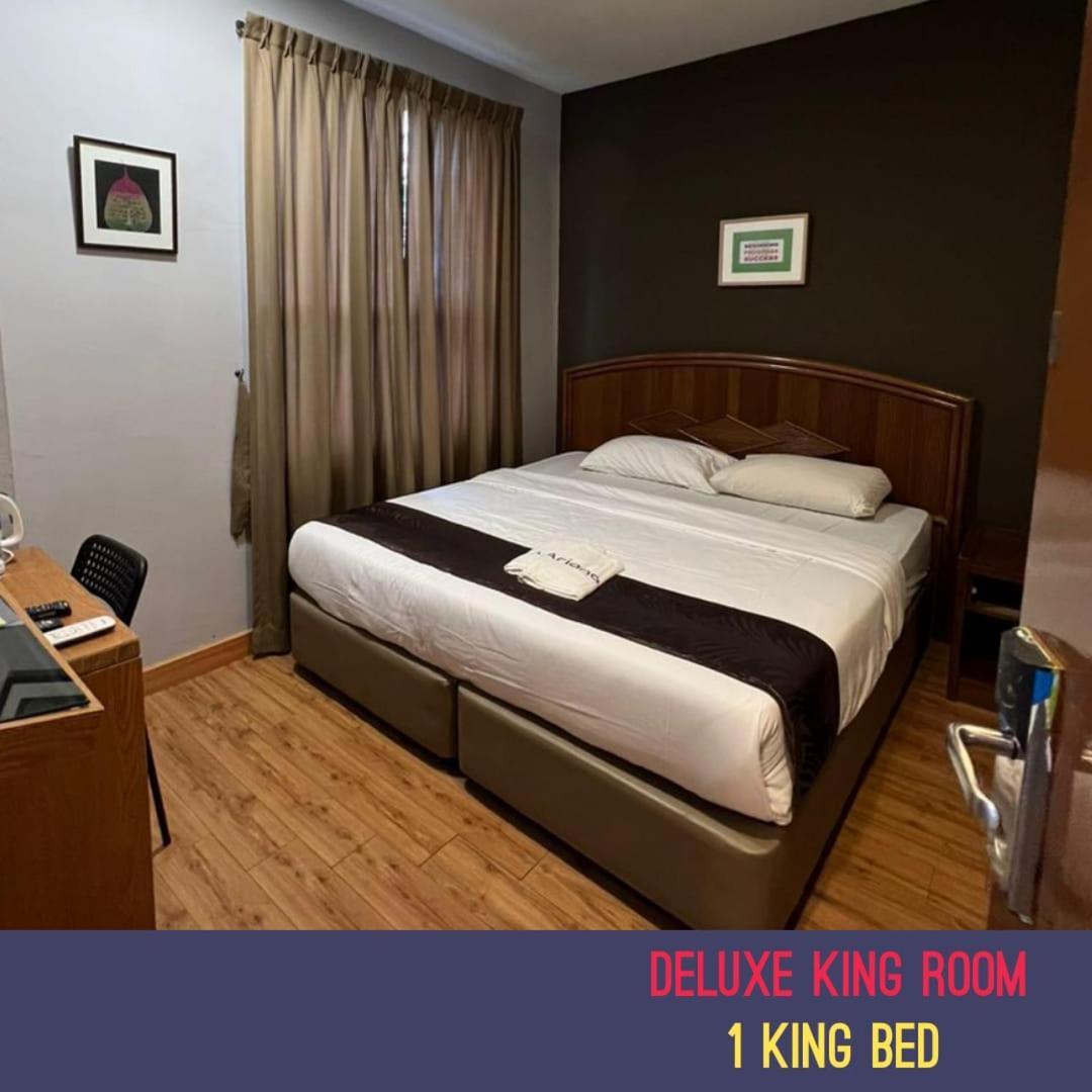 Golden Leaf Boutique Hotel Nusa Idaman Formerly Known As Ariana Hotel Johor Bahru Exterior foto